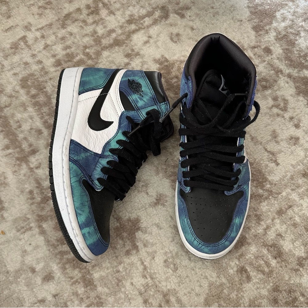 Air Jordan 1 retro high OG – tie-dye